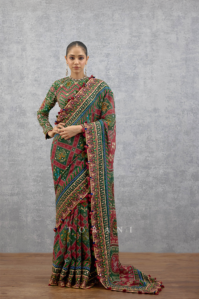 Surkhi Harit Ila Saree