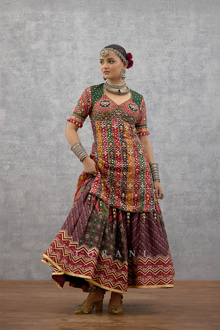 Rangili Virasa Kurta Set