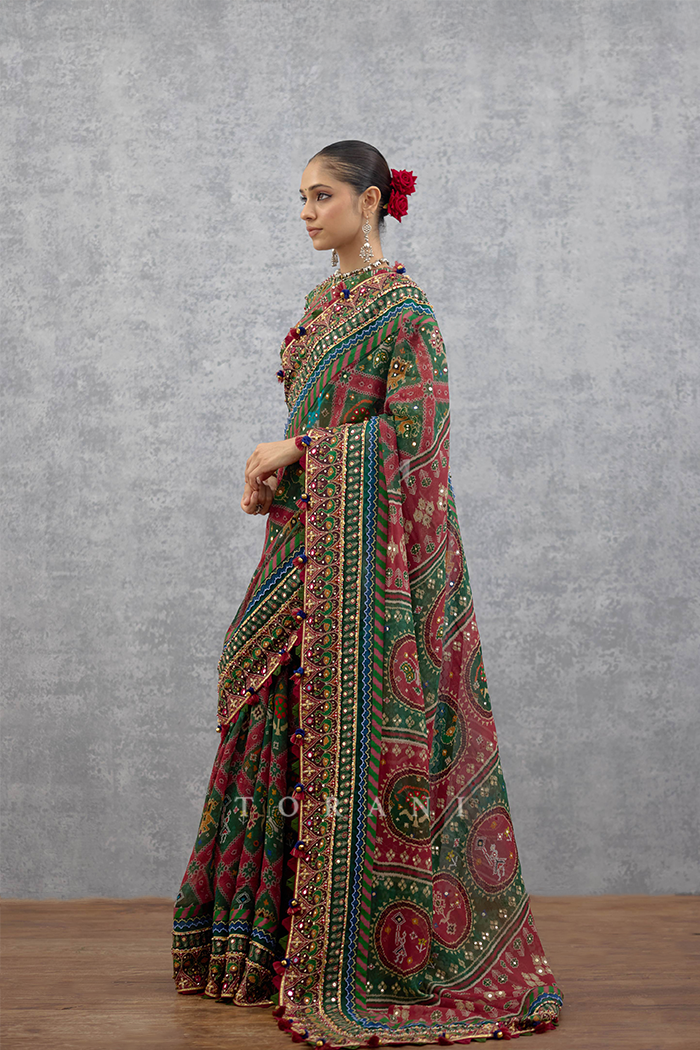 Surkhi Harit Ila Saree