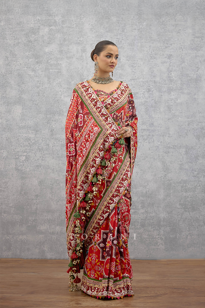 Chitrita Surkh Kanti Saree