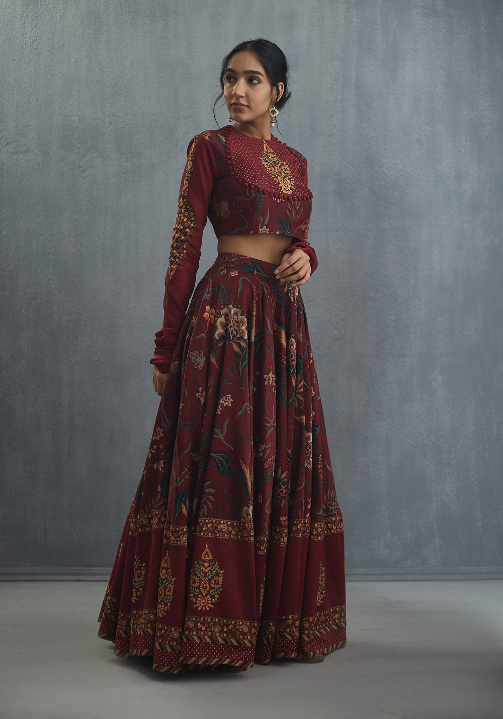 Sanobar Bindu Aari Waraq Lehenga Set