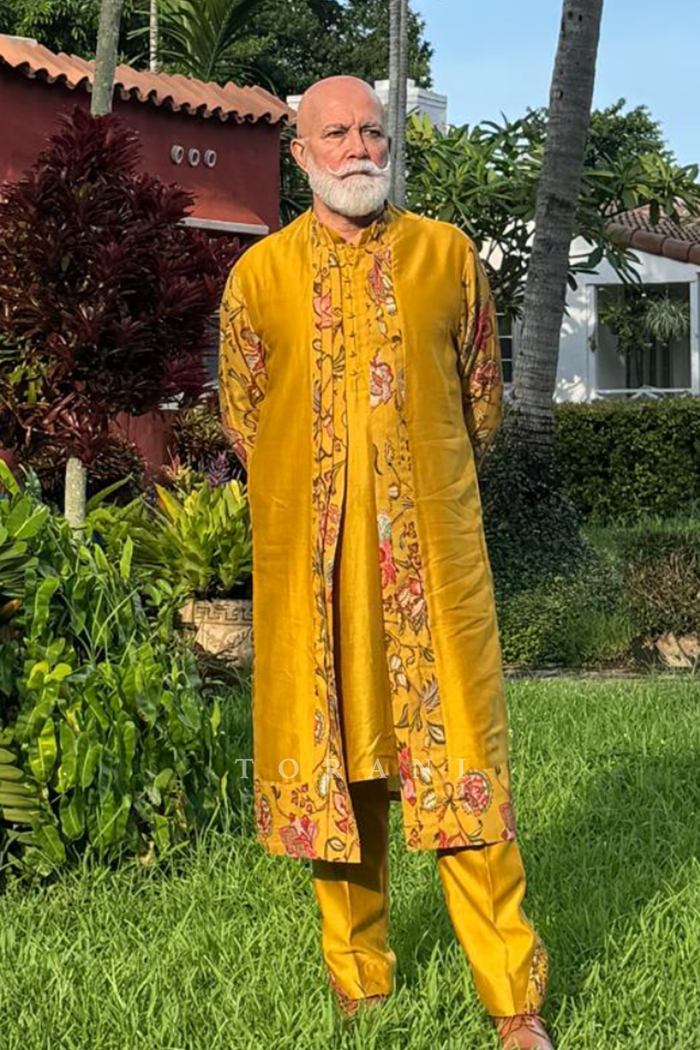 Miguel Seco In Our Sunehra Divit Kurta Set