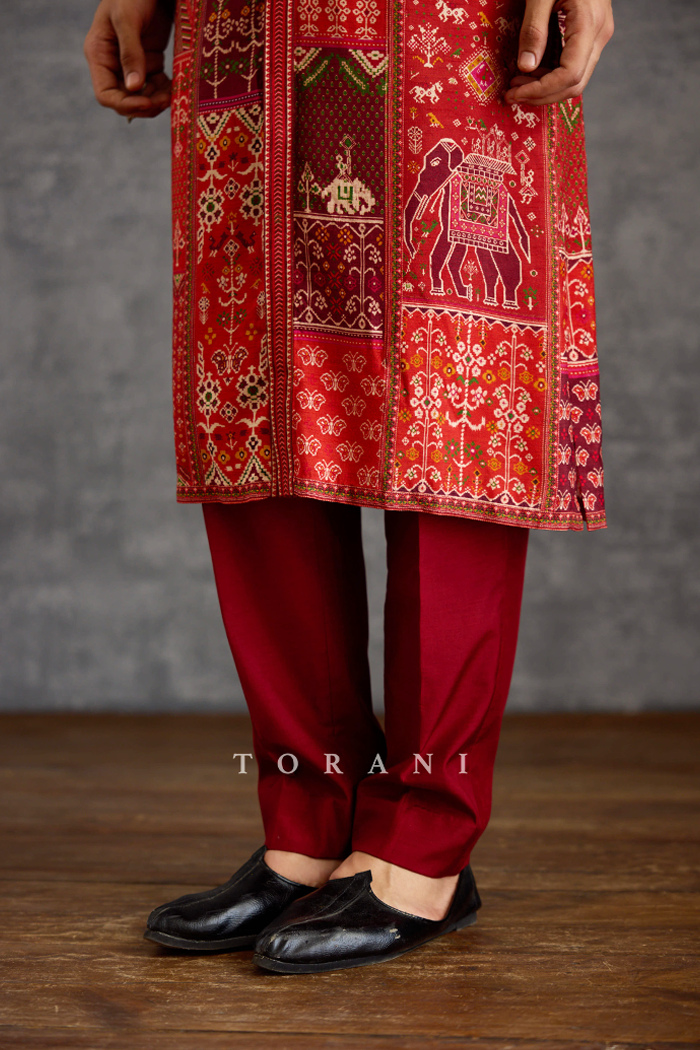 Raktangi Daricha Kurta Set