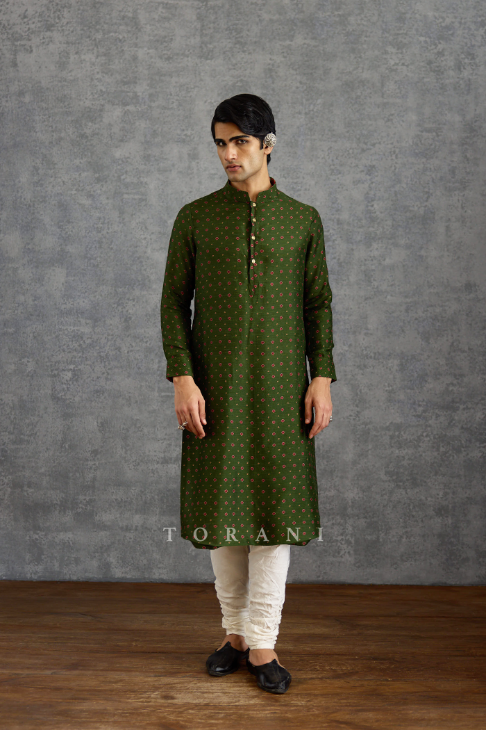 Harit Raktim Bandi Set