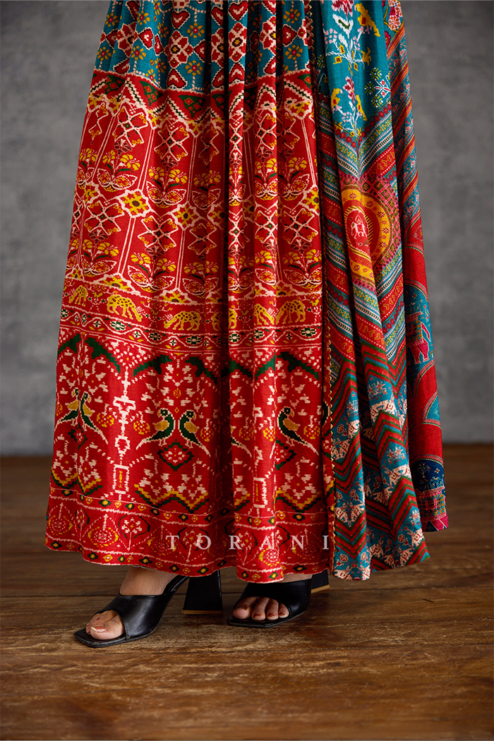 Niladri Nadira Anarkali Set