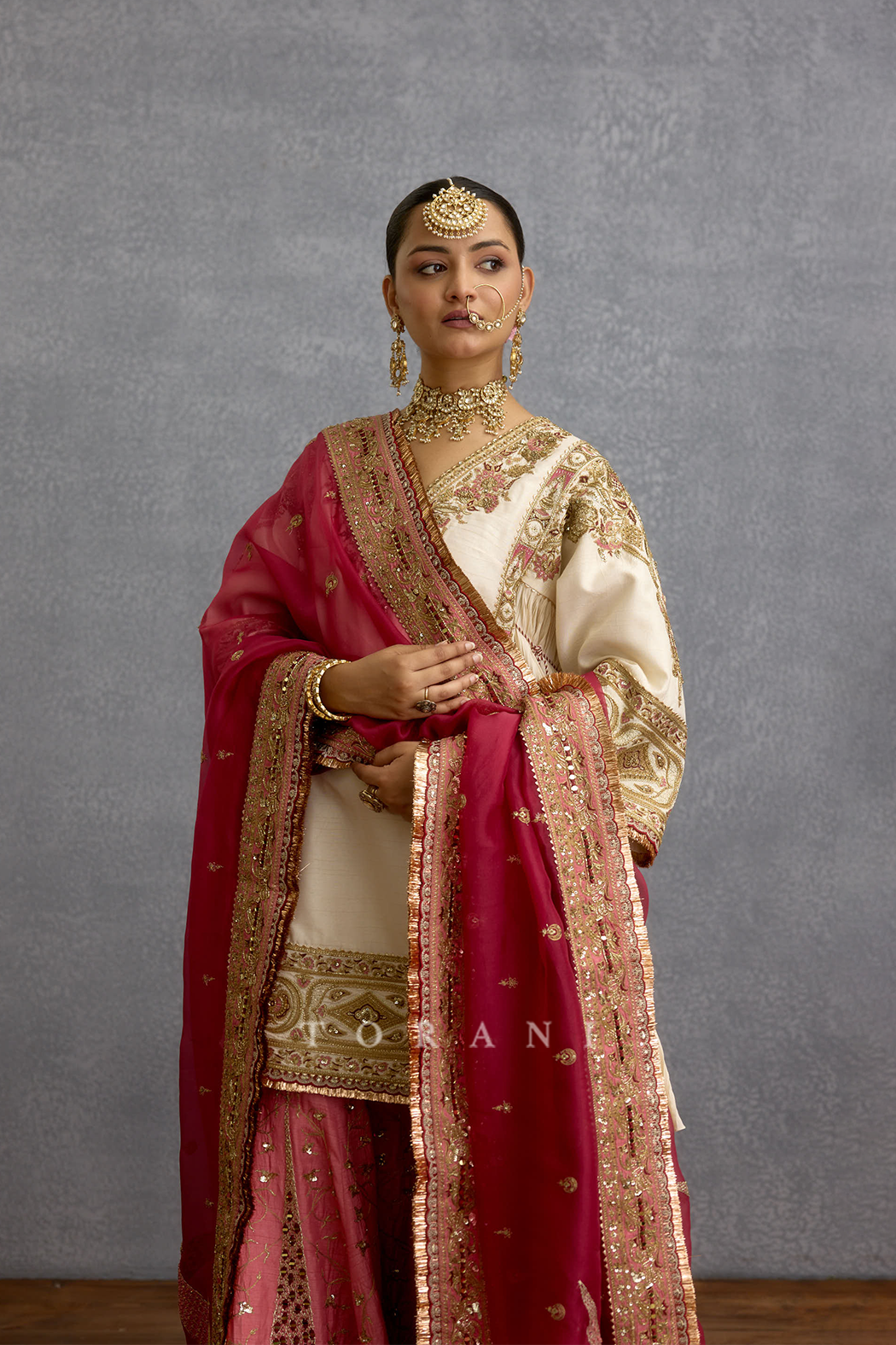 Dilkash Insiya Odhni