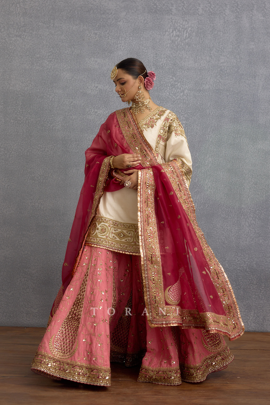 Dilkash Insiya Odhni