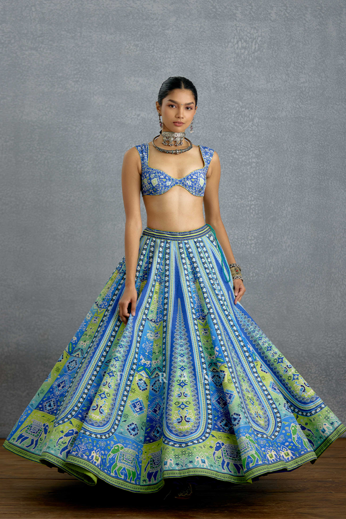 Varnaabha Ranjini Lehenga Set