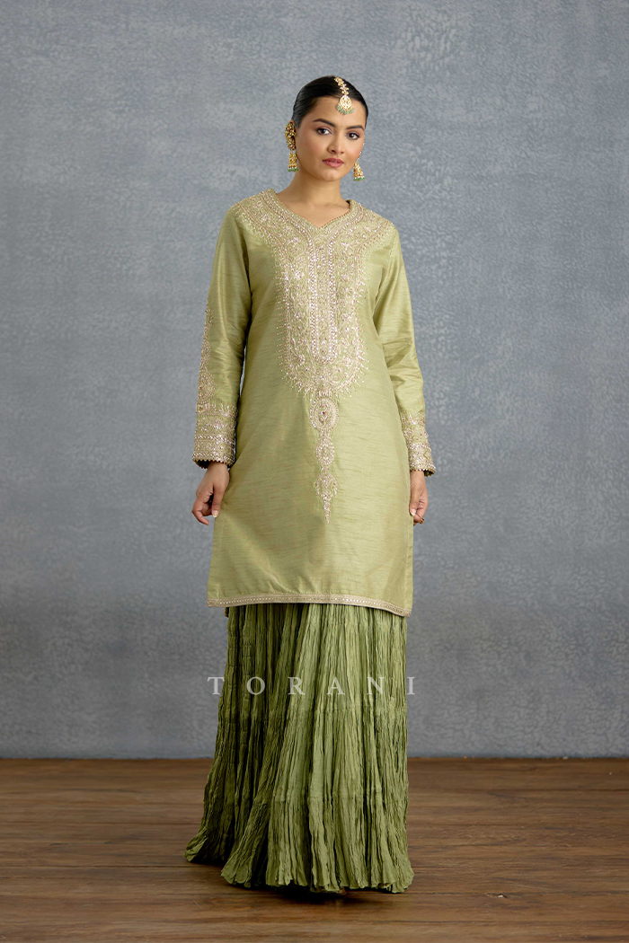 Pusta Noor Kurta Skirt Set