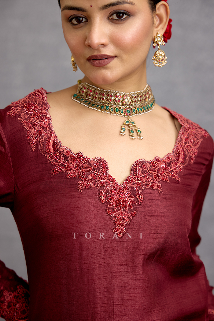 Laalima Aanya Kurta Set