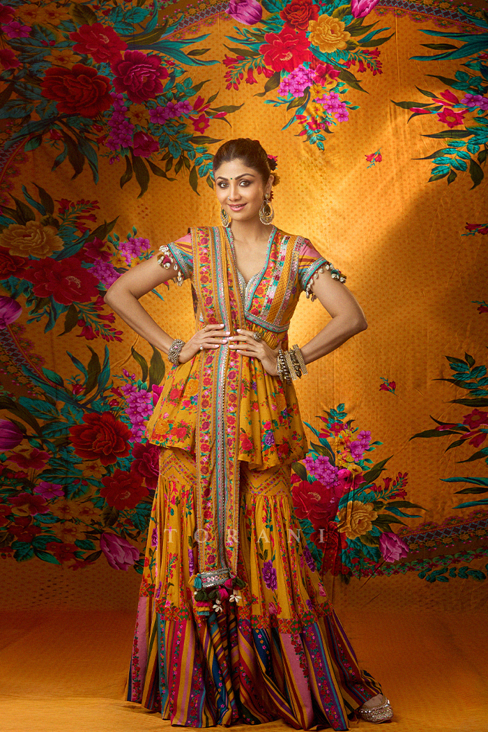 Kundra Family our Dil Seher Custom Set