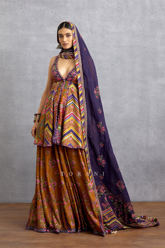 Komudika Charu Sharara Set