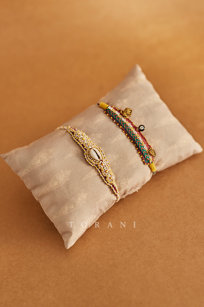 Gul-Mina Shankh Balochi Sutra Set