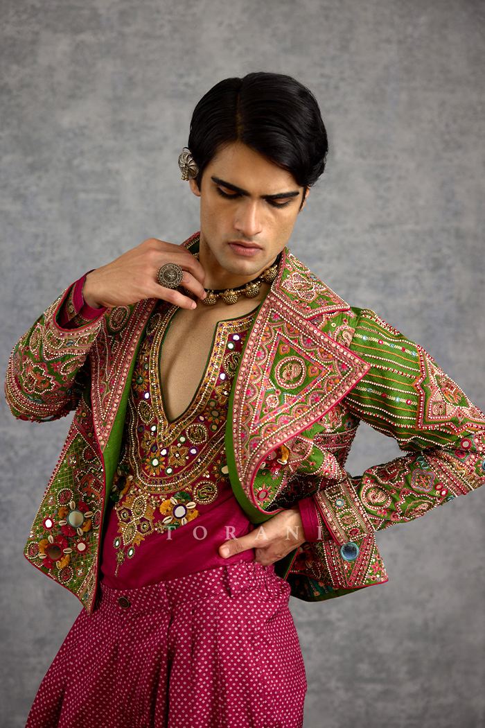 Harit Padevun Jacket Set