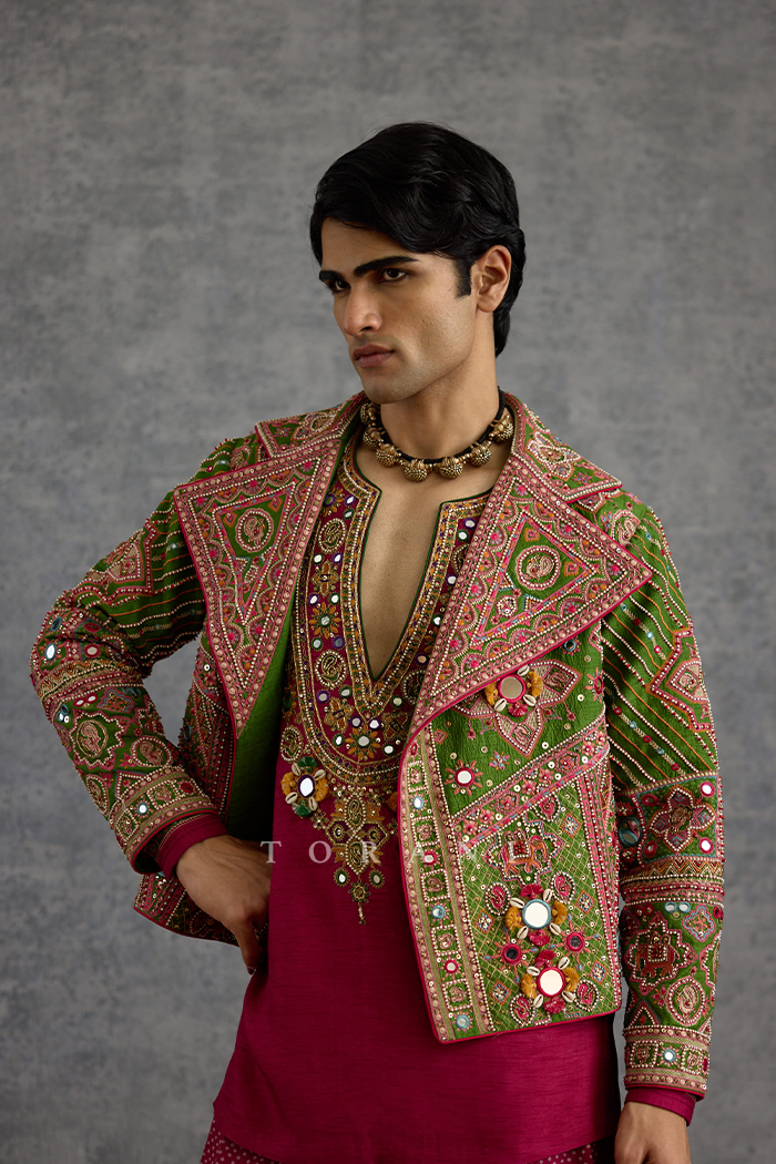 Harit Padevun Jacket Set