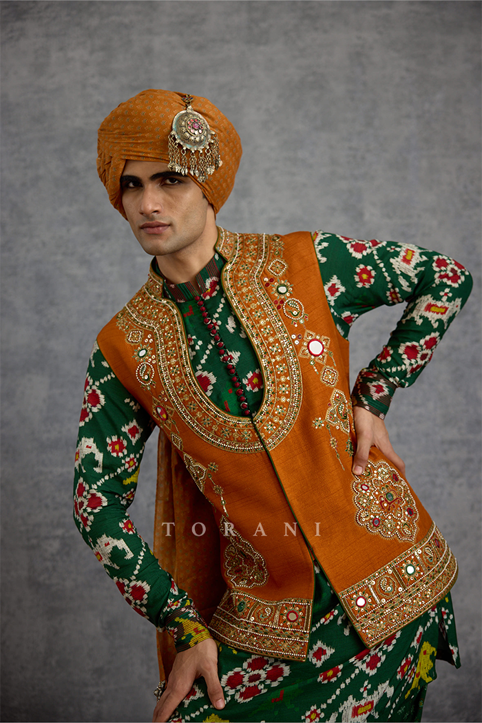 Sunehra Zahir Koti Set