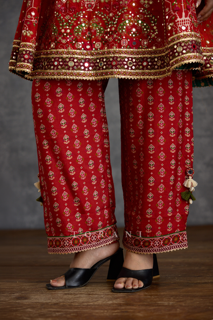 Raktika Baroque Kurta Set