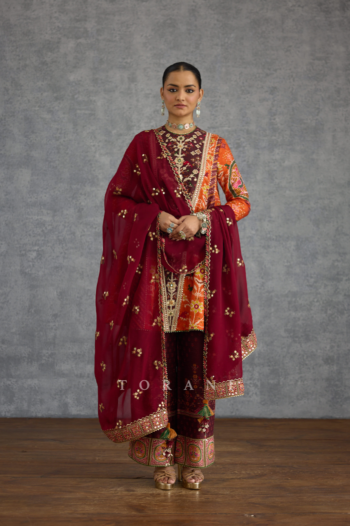 Sunehra Farishti Kurta Set