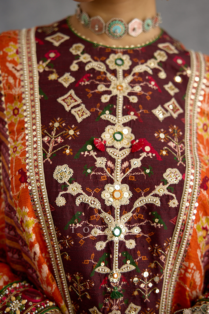 Sunehra Farishti Kurta Set