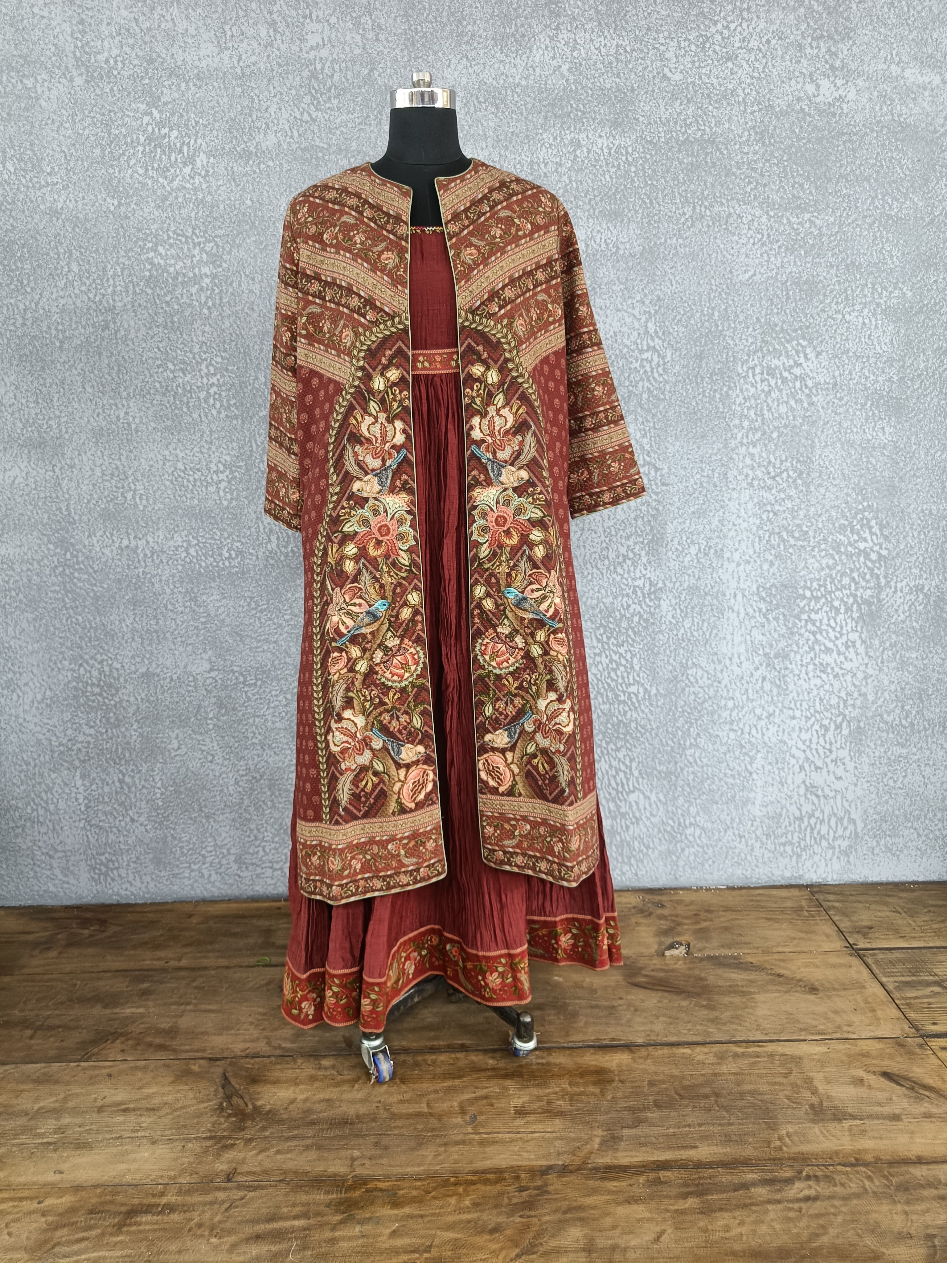 Sale- Gudhal Dhuni Jacquard Jacket Set