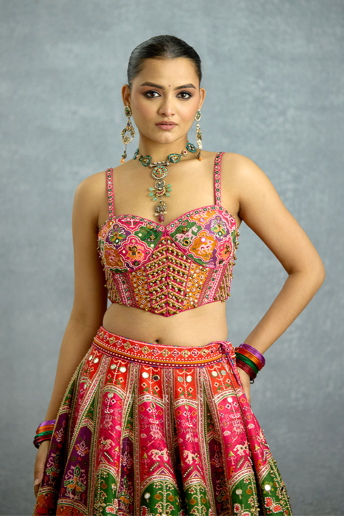 Rangili Dhruvi Drashti Corset