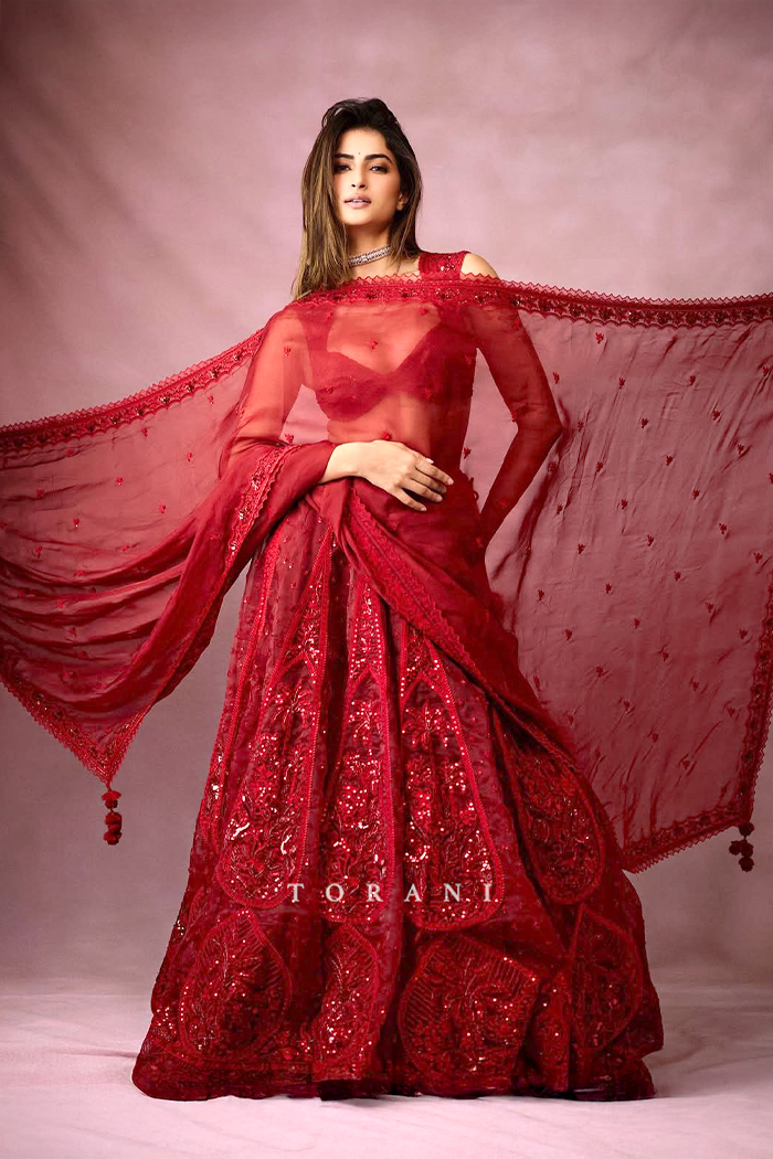 Surkh Saaz Lehenga Set