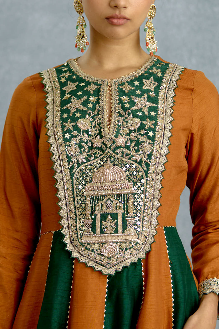 Nooran Sabz Lehar Anarkali Set