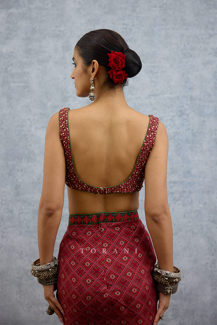 Surkhi Nagari Dhoti Set