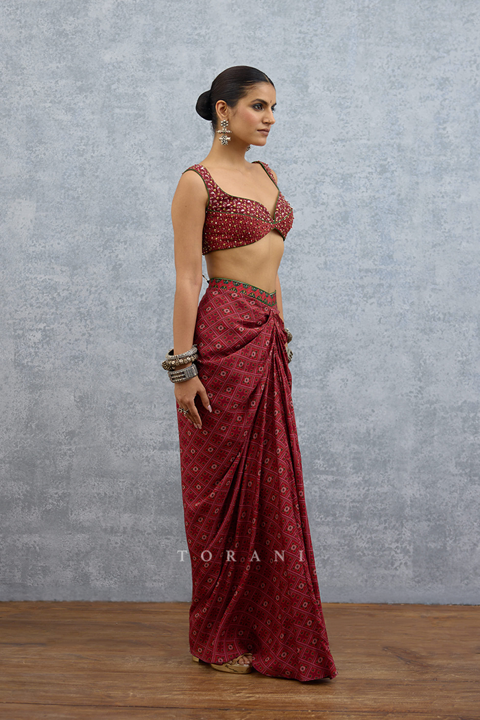 Surkhi Nagari Dhoti Set