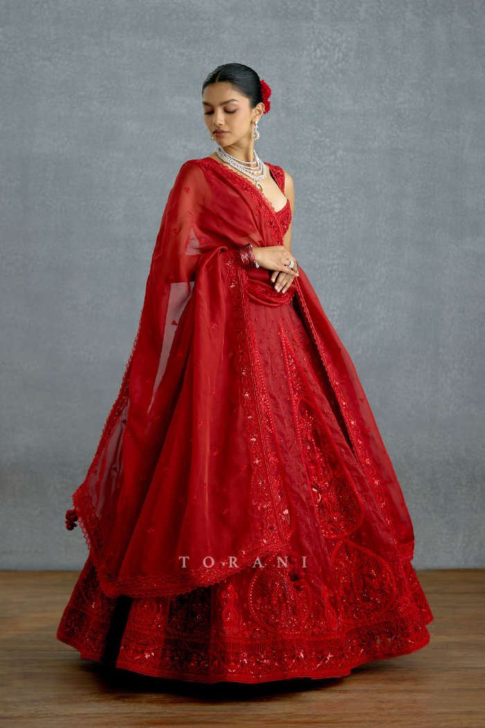 Surkh Saaz Lehenga Set