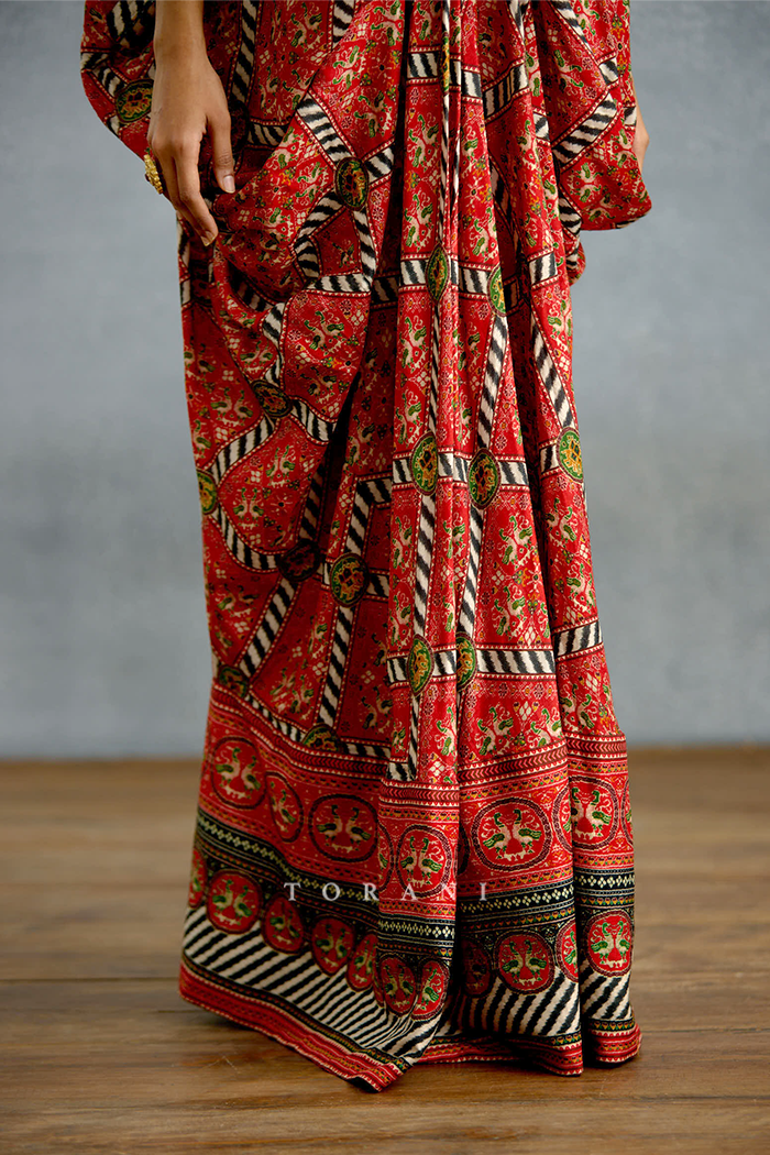 Raktika Patola Kaftan Set