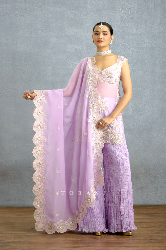 Nairika Chandra Chaandni Set