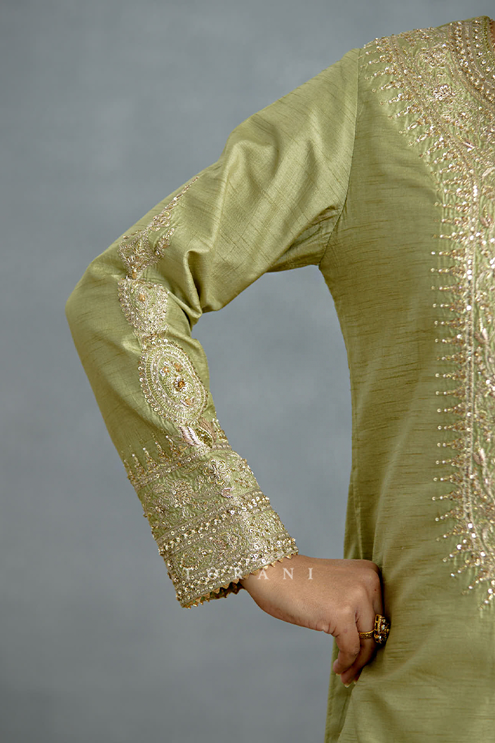 Pusta Noor Kurta Skirt Set