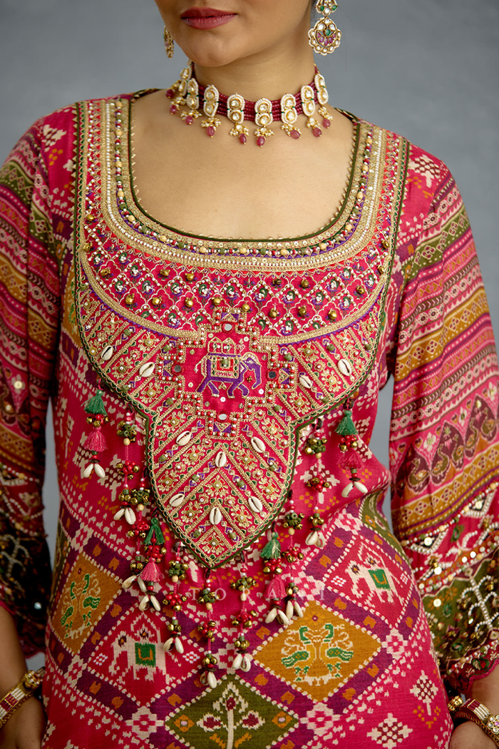 Raktangi Patola Kurta Set