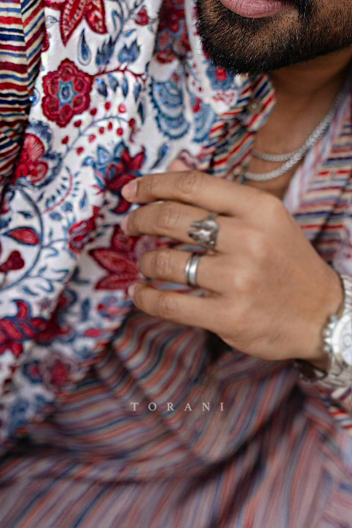 Allu Arjun in our Coromandel Vibhav Bandi Set