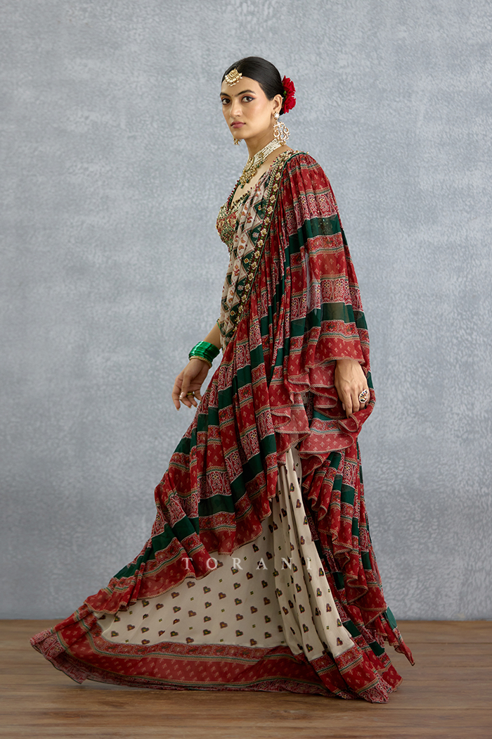 Surkhi Rangili Eshna Saree