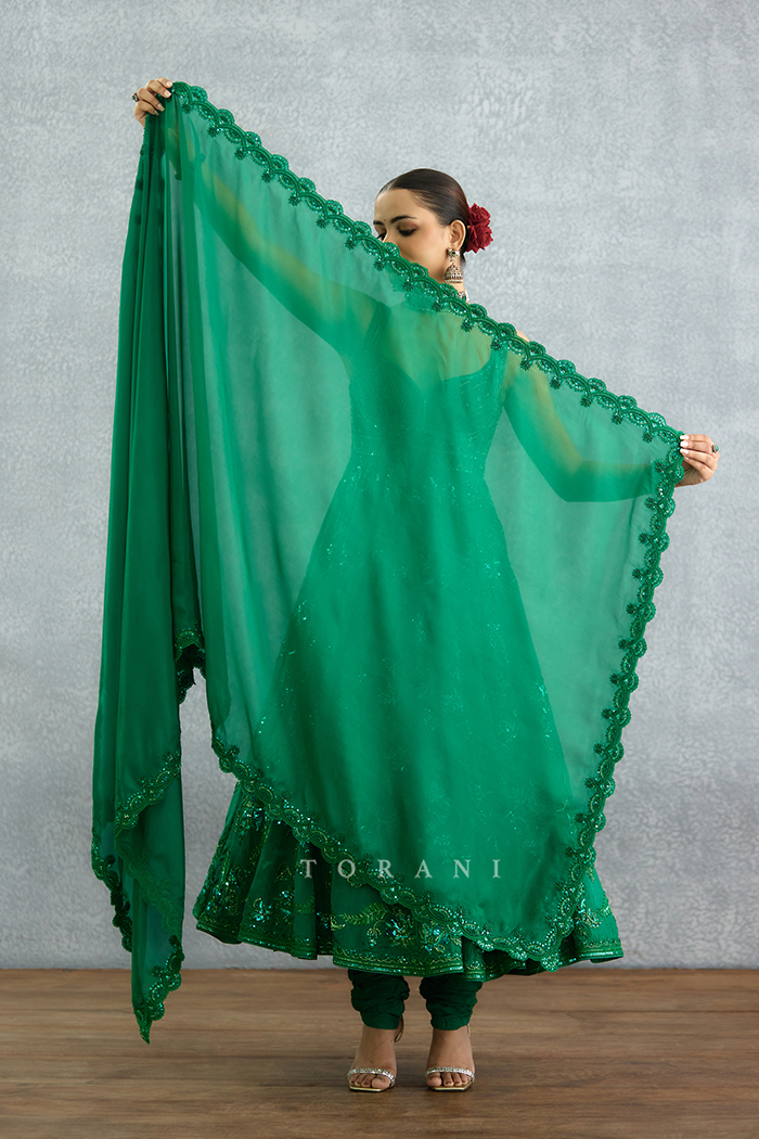 Parnabha Aruna Anarkali Set