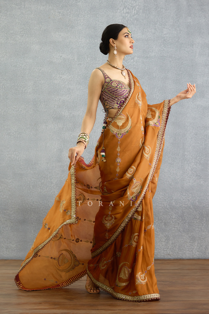 Nuraan Rangsaaz Omaira Saree Set