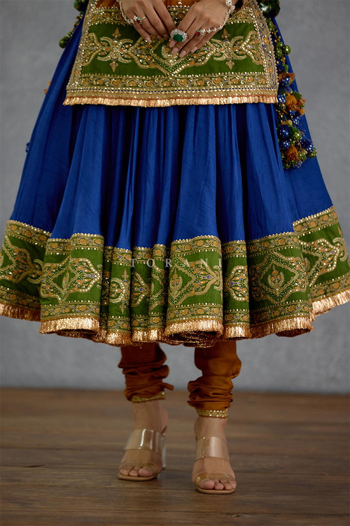 Hemrang Azraa Lehenga Set