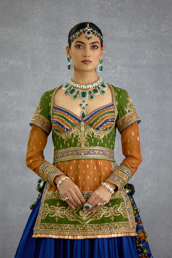 Hemrang Azraa Lehenga Set