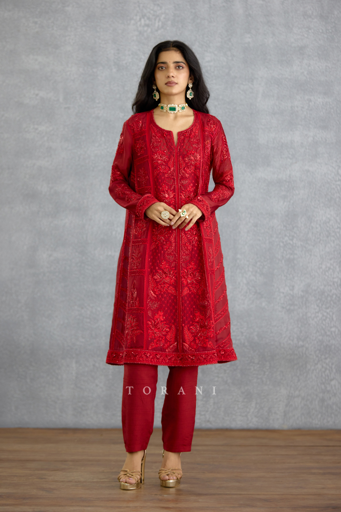 Surkh Samrina Kurta Set