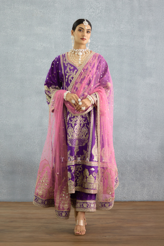 Banafsha Aqeela Kurta Set