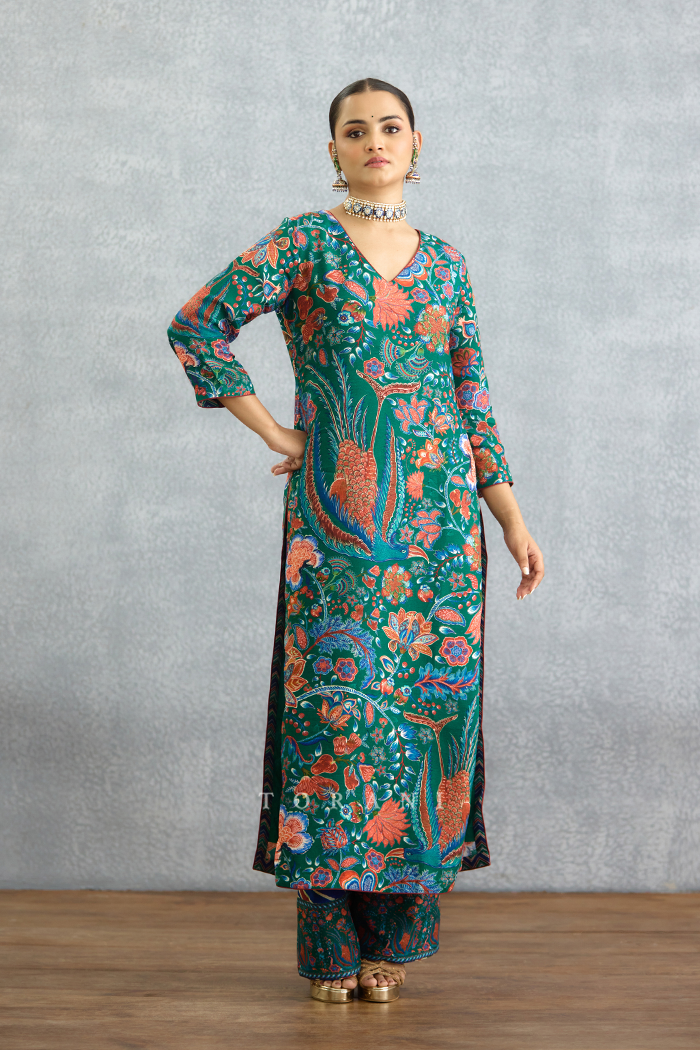 Mayurakshi Writu Tanuja Kurta Set