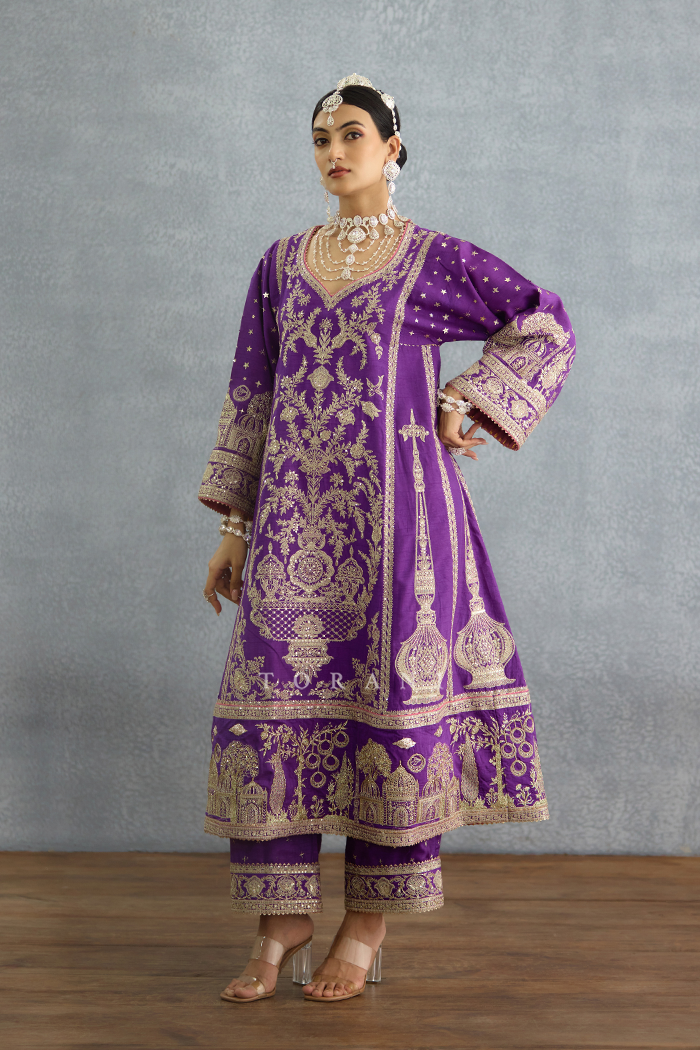 Banafsha Aqeela Kurta Set