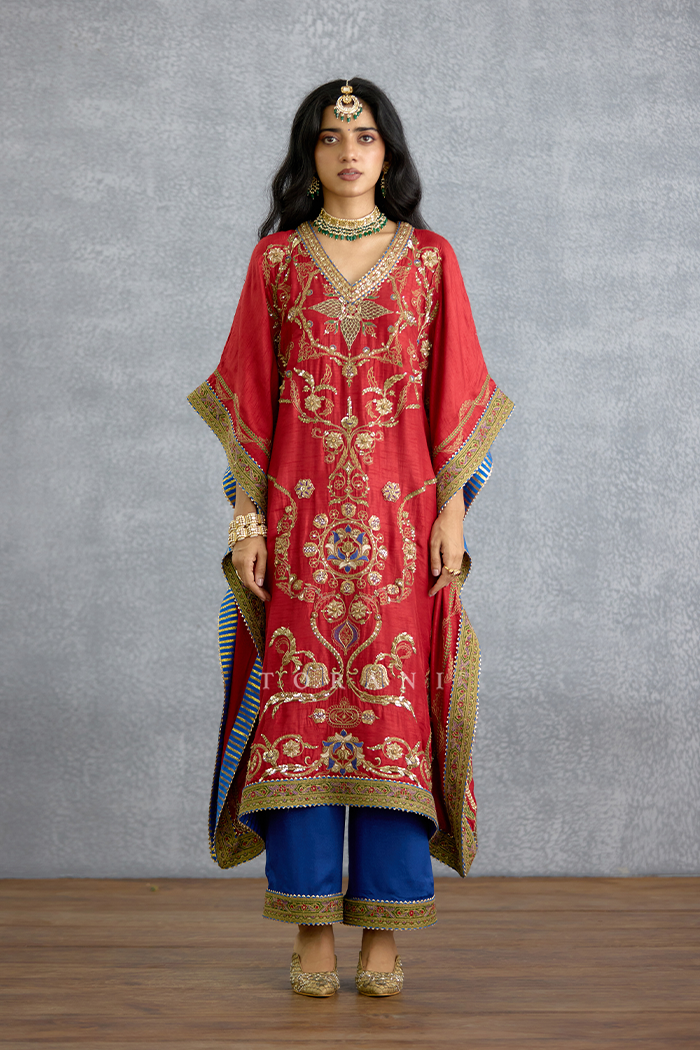 Zehra Neelat Kausar Kaftan Set