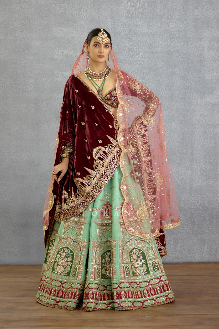 Farishti Nazra Lehenga Set