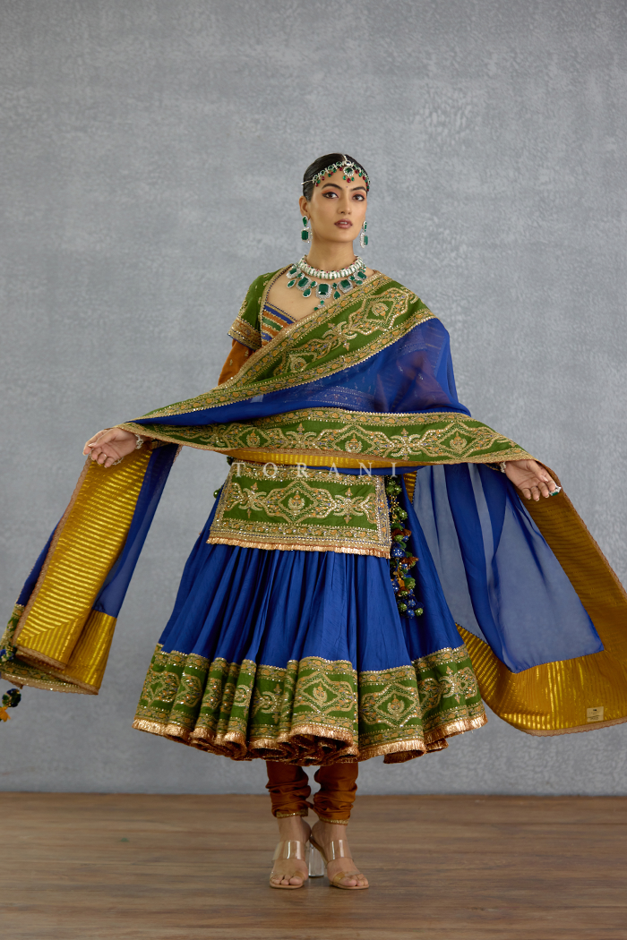 Hemrang Azraa Lehenga Set