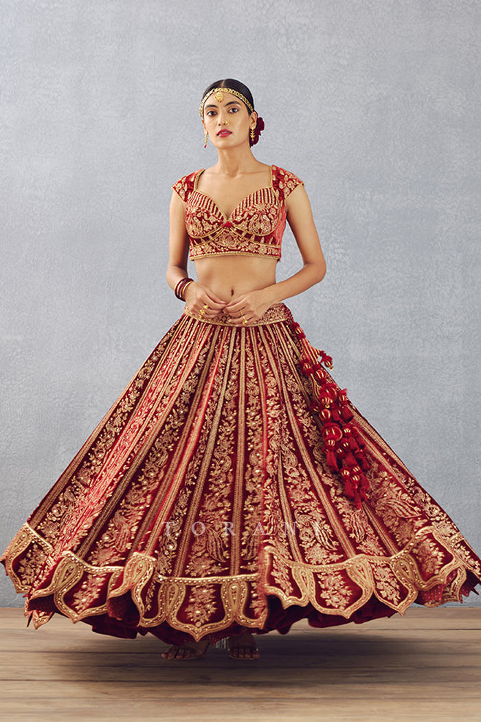 Tarush Turvi Set for Him & Her