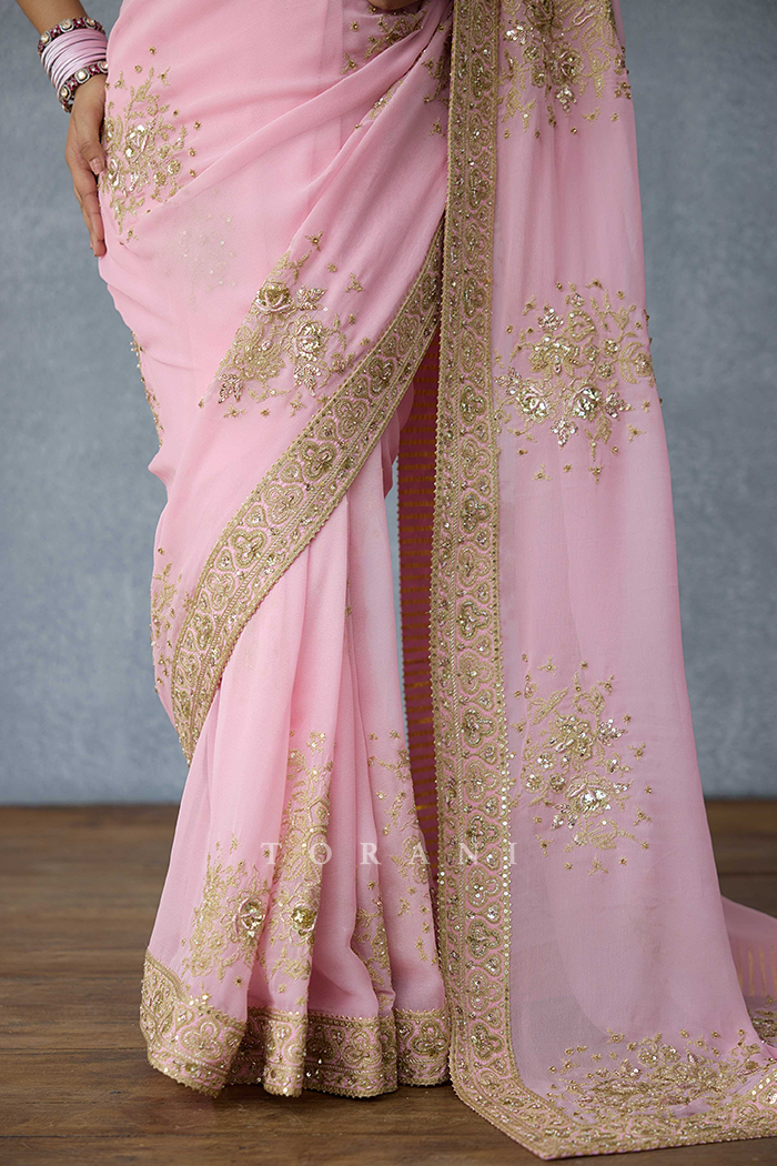 Kairavi Akhila Saree