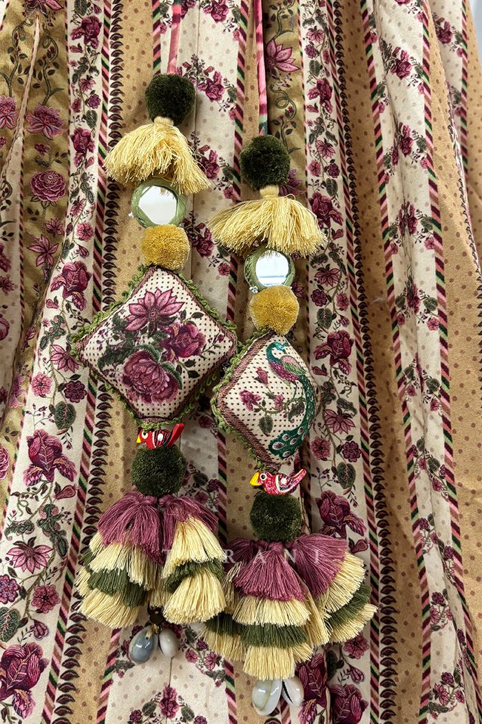 SALE - Kasturi Oorjita Skirt & Odhni